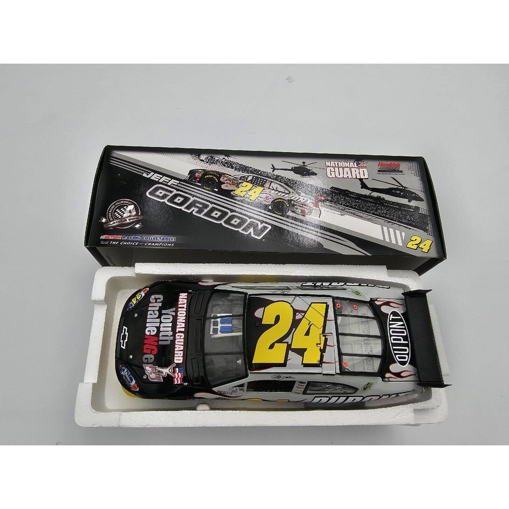 Action Nascar #24 Jeff Gordon National Guard 2009 Impala SS 1:24 Diecast NEW IN